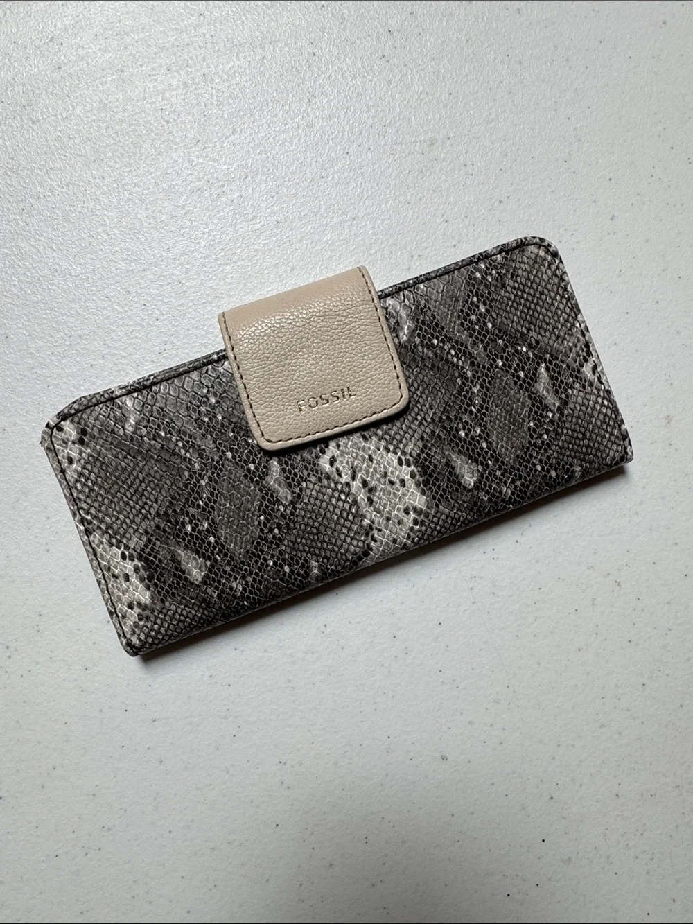 Fossil Snake-Print Wallet with Snap